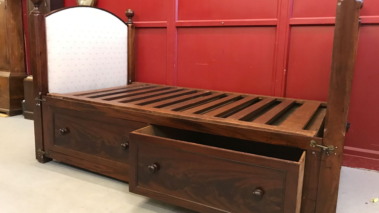 Queen Victoria’s Travelling Bed to Feature in Upcoming Exhibition