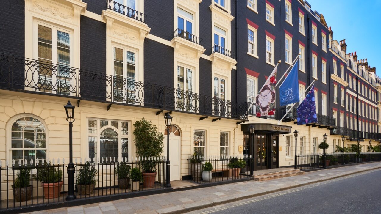 London Hotels Showcase Young Artists