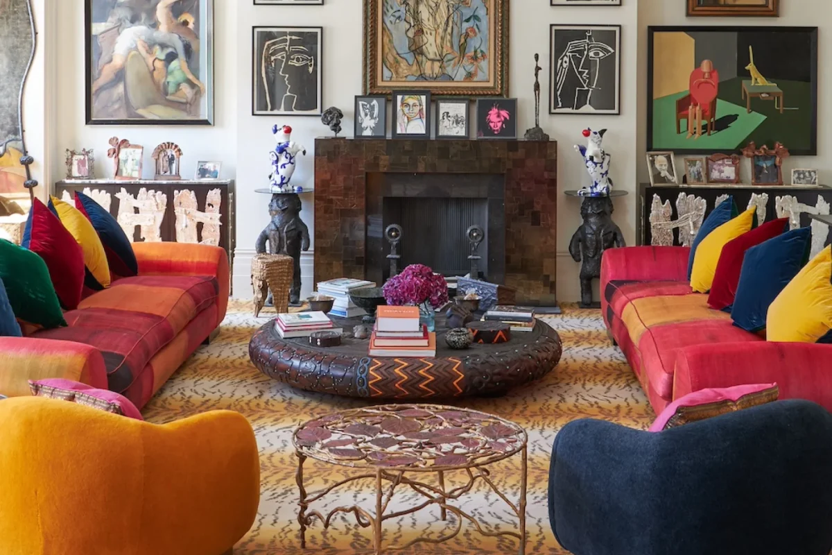 Pauline Karpidas: The London Collection